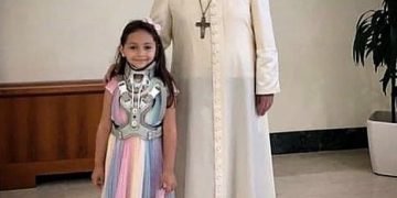 Gadis Kecil Noemi Staiano Bertemu Paus