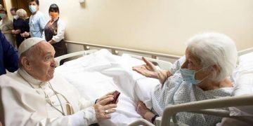 Paus Sembuh, Komentari Sepak Bola