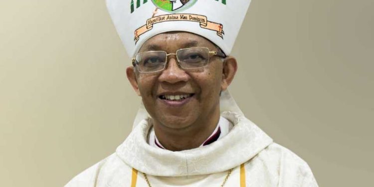 Uskup Paskalis Menolak Menjadi Kardinal