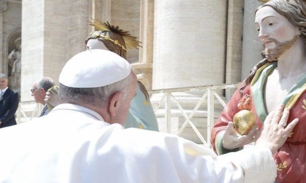 Mengapa Juni Disebut Bulan Hati Kudus Yesus?